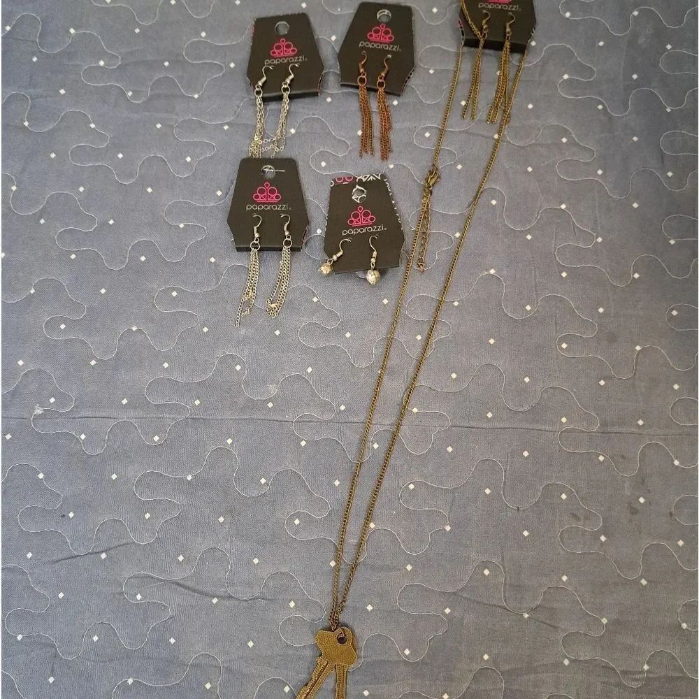 Paparazzi earrings and necklace bundle - new